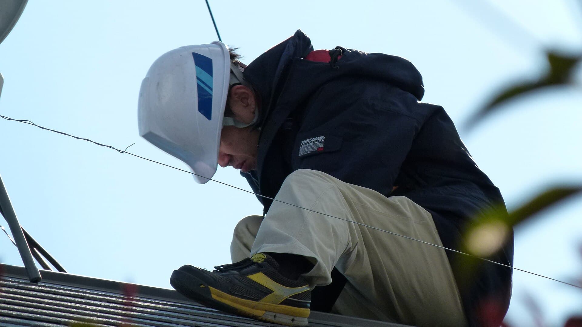 Mapa Renewx installation technician at work